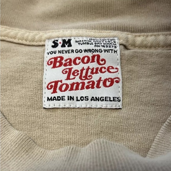 BLT LA Smiley Face Shirt Happy Bacon Lettuce Tomato Size S/M - Picture 5 of 5
